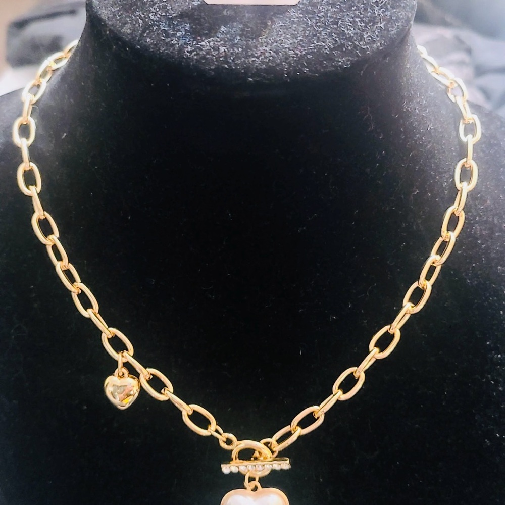 NEW Gold Heart Pendant Necklace